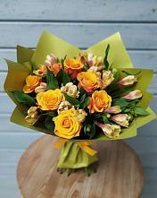 Букет цветов из:  Альстромерии и Розы в Сухом-логе Свердловская область
