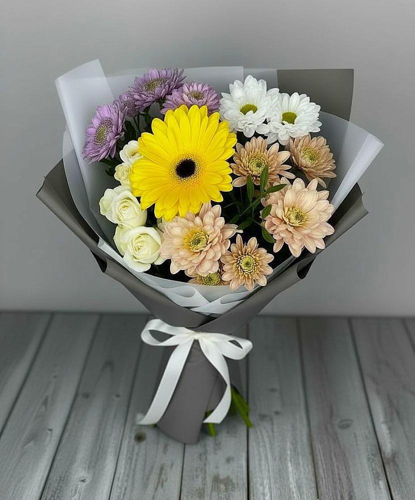 Букет цветов из: Розы, Герберы и Хризантемы в Сухом-логе Свердловская область
