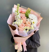 Букет цветов из:  Хризантемы и Розы в Сухом-логе Свердловская область