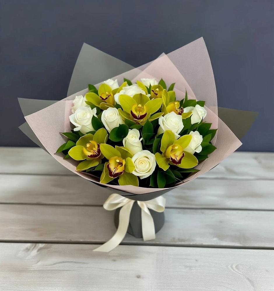 Букет цветов из: Орхидеи и Розы в Сухом-логе Свердловская область