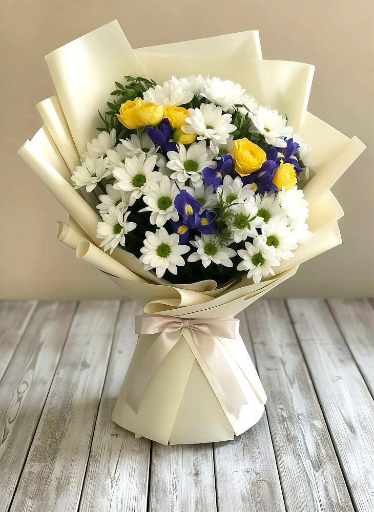 Букет цветов из: Ирисы, Хризантемы и Розы в Сухом-логе Свердловская область