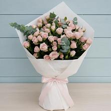 Букет цветов из:  Розы в Сухом-логе Свердловская область